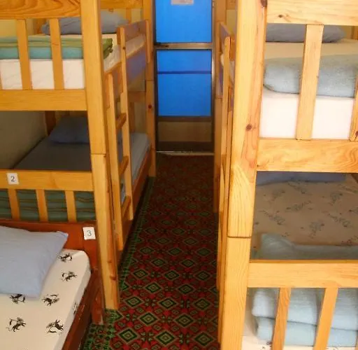 Dormitory Room Mixed